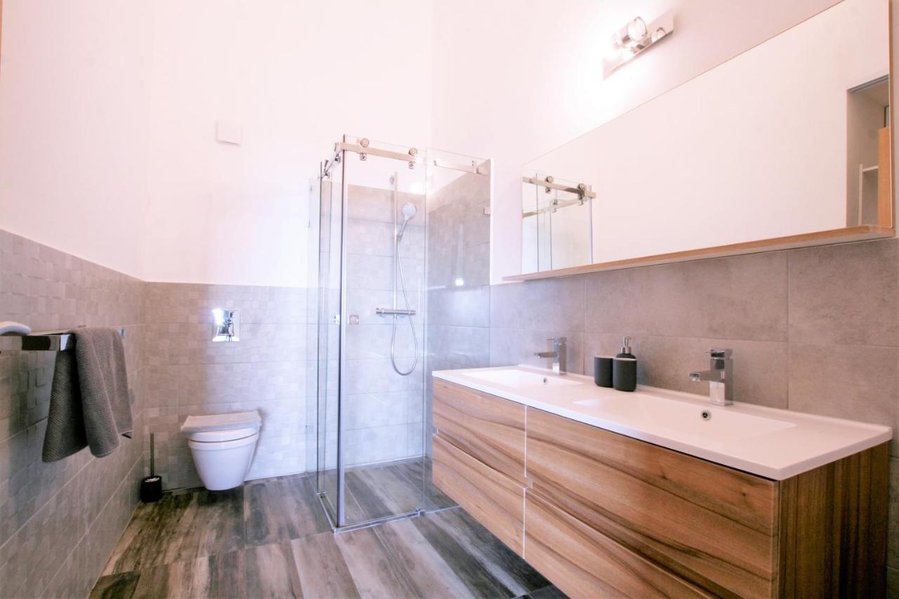 Montreux Holiday Home Dış mekan fotoğraf