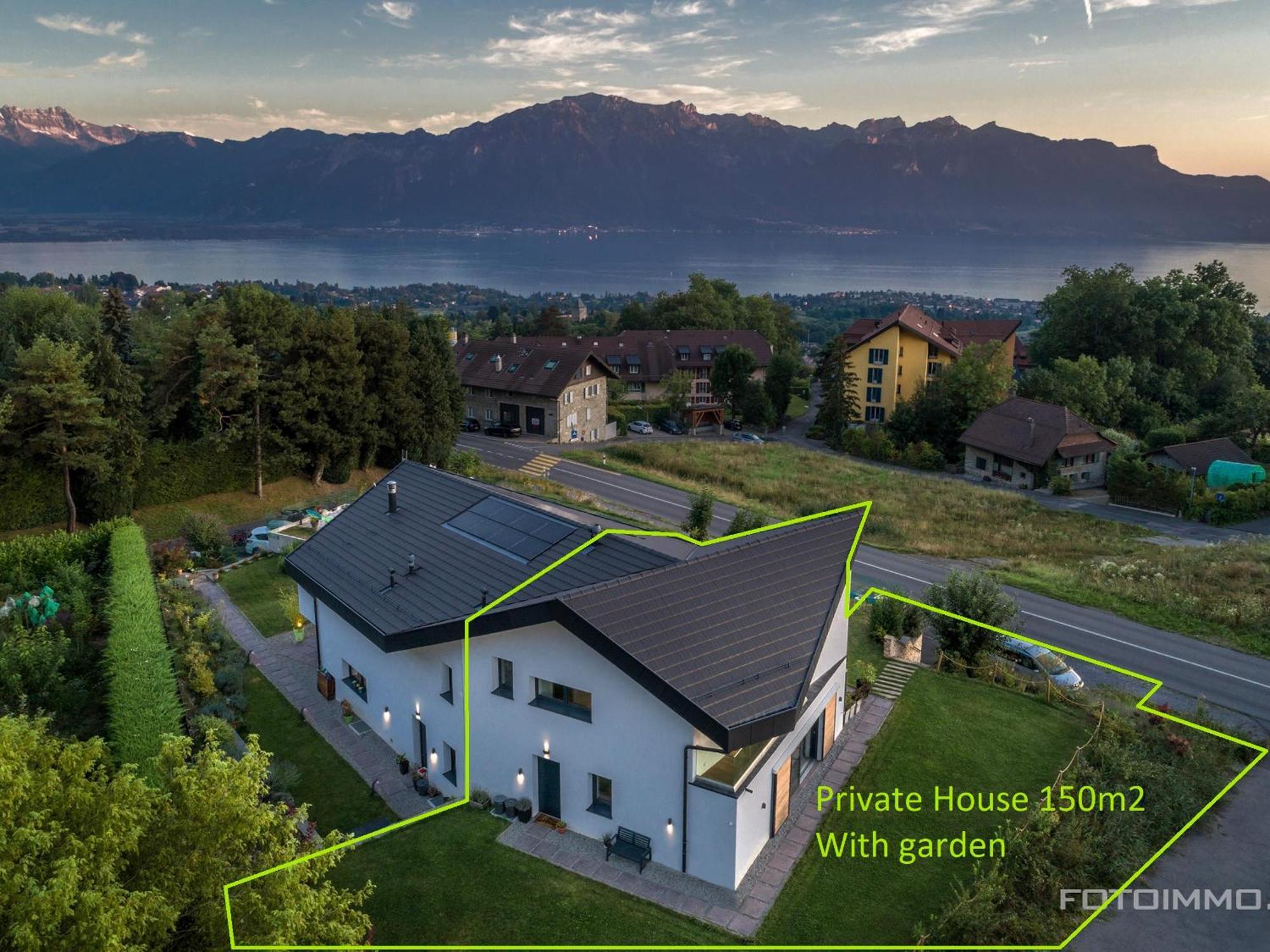 Montreux Holiday Home Oda fotoğraf