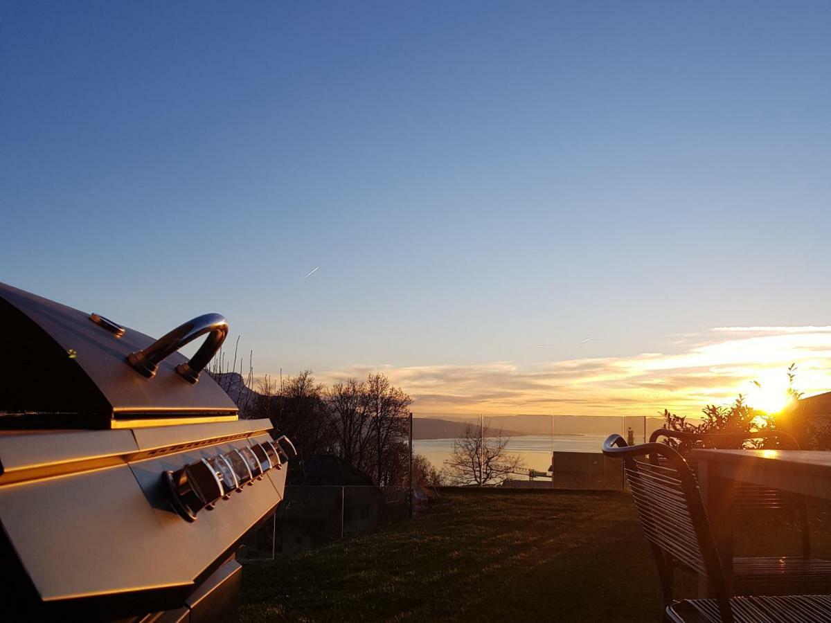 Montreux Holiday Home Dış mekan fotoğraf